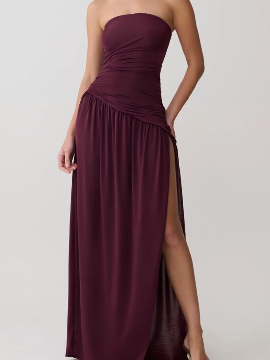 Meski Dresses & Skirts - Meshki Bex Strapless Slinky Maxi Dress With Split - Burgundy